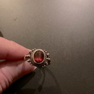 Garnet and silver vintage style ring sz 8